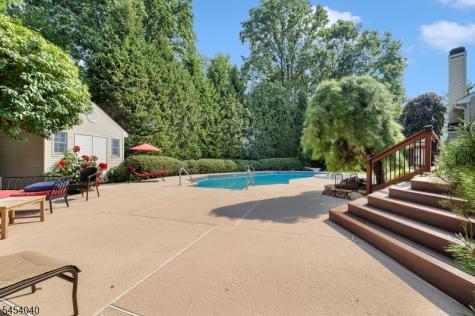 41 Wellington Drive Washington NJ 07853