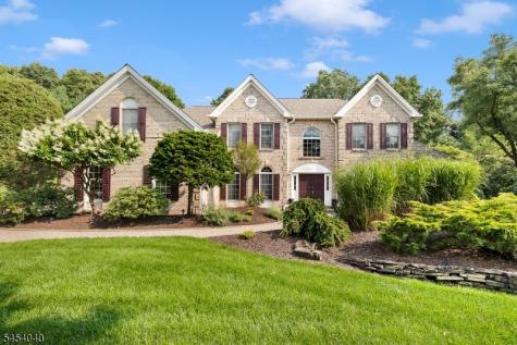 41 Wellington Drive Washington NJ 07853