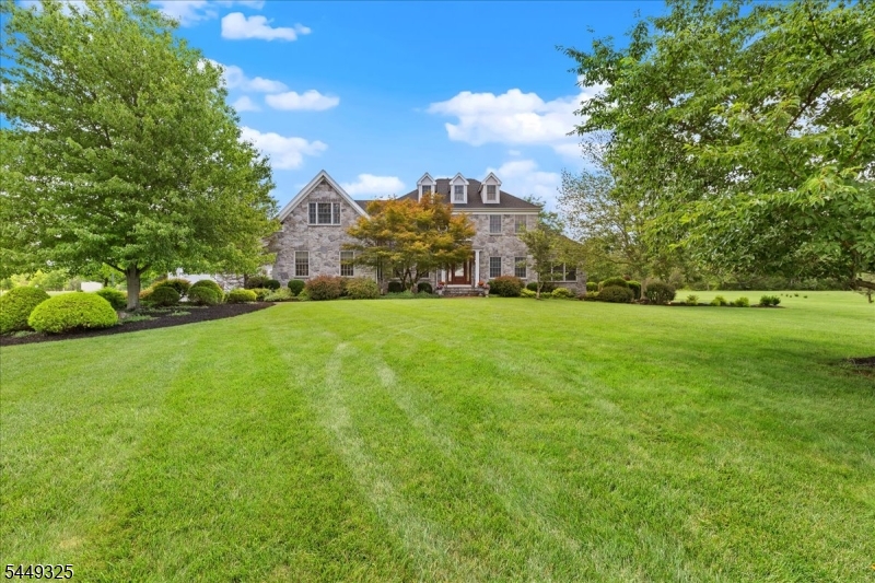 2 Scenic Hills Court Montgomery NJ 08502