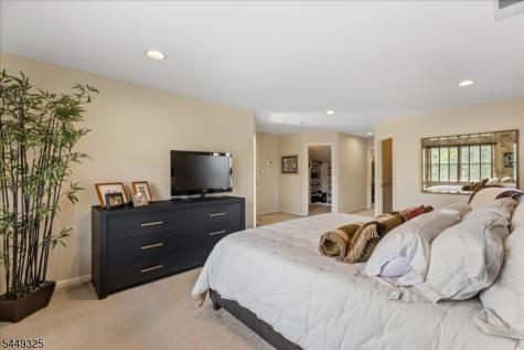 2 Scenic Hills Court Montgomery NJ 08502