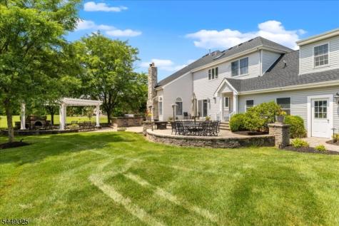 2 Scenic Hills Court Montgomery NJ 08502