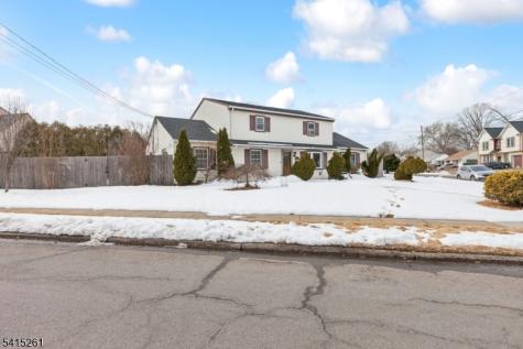 32 Glenville Road Edison NJ 08817