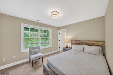 74 Haggerty Drive West Orange NJ 07052