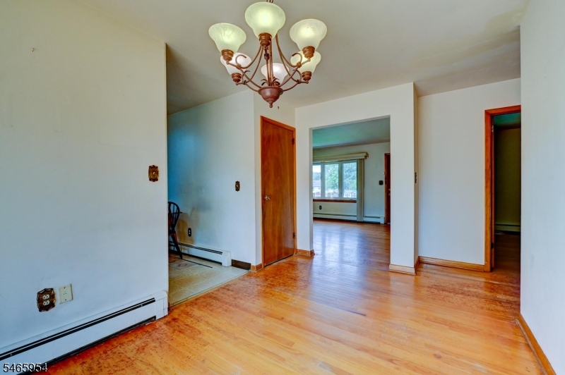 129 Irvington Avenue Franklin NJ 08873