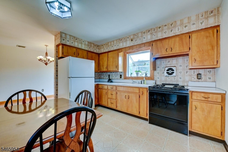 129 Irvington Avenue Franklin NJ 08873