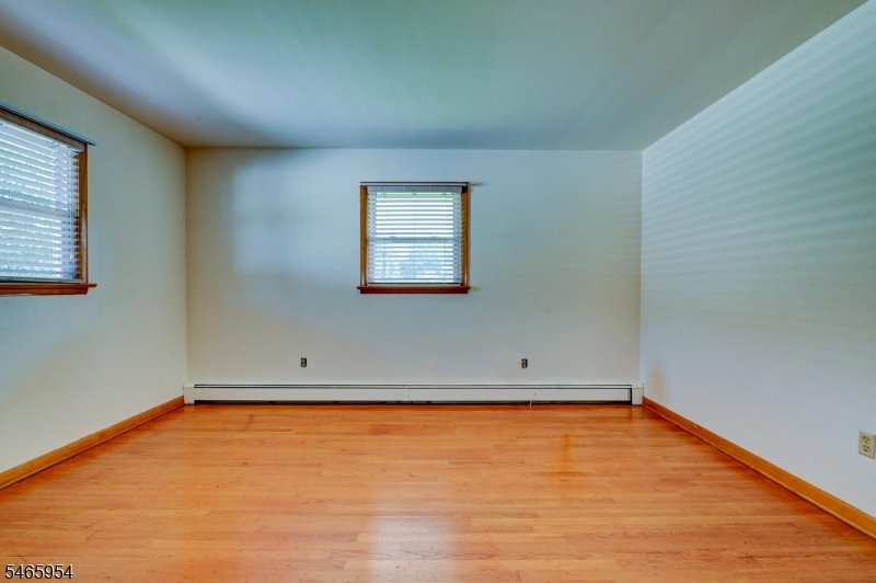 129 Irvington Avenue Franklin NJ 08873