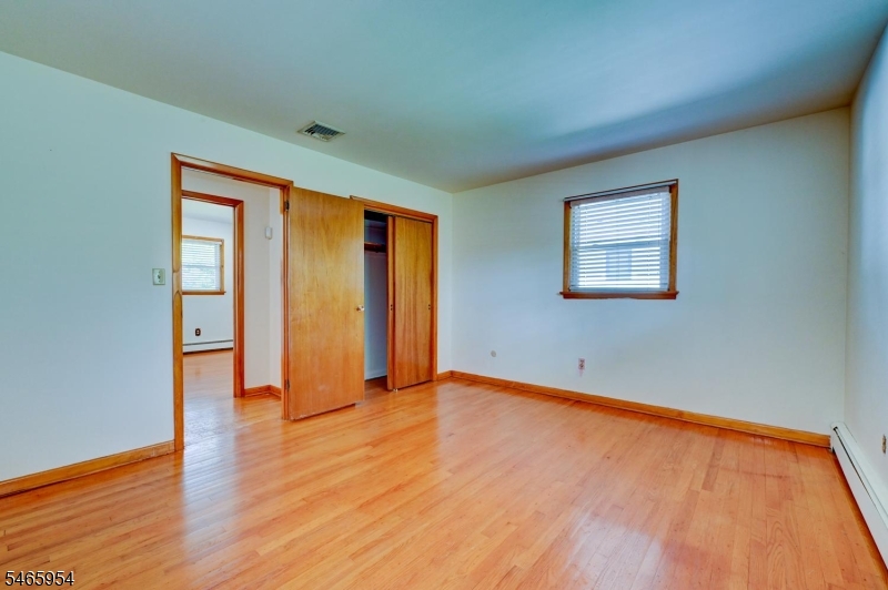 129 Irvington Avenue Franklin NJ 08873