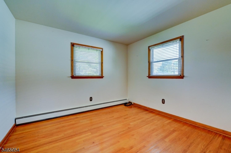 129 Irvington Avenue Franklin NJ 08873