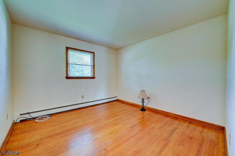 129 Irvington Avenue Franklin NJ 08873