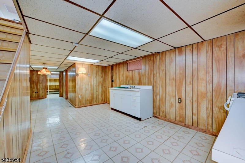 129 Irvington Avenue Franklin NJ 08873