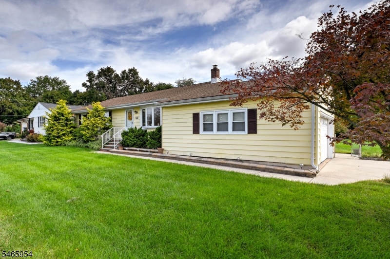 129 Irvington Avenue Franklin NJ 08873