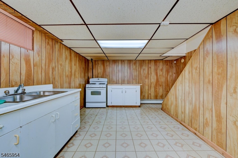 129 Irvington Avenue Franklin NJ 08873