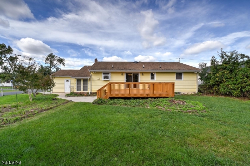 129 Irvington Avenue Franklin NJ 08873