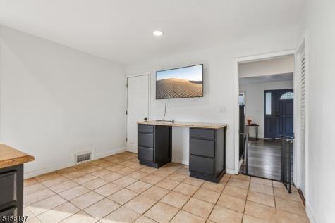335 Coolidge Drive Kenilworth NJ 07033