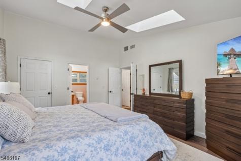 335 Coolidge Drive Kenilworth NJ 07033