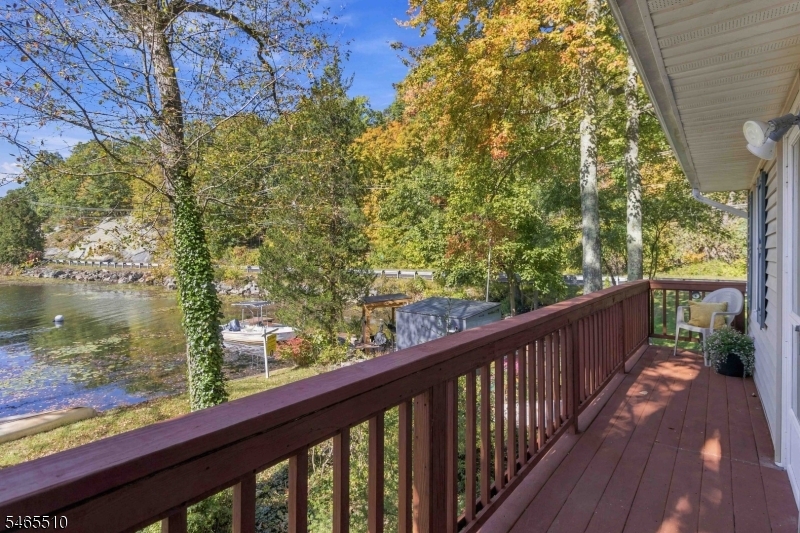 12 Knollwood Place Hopatcong NJ 07821