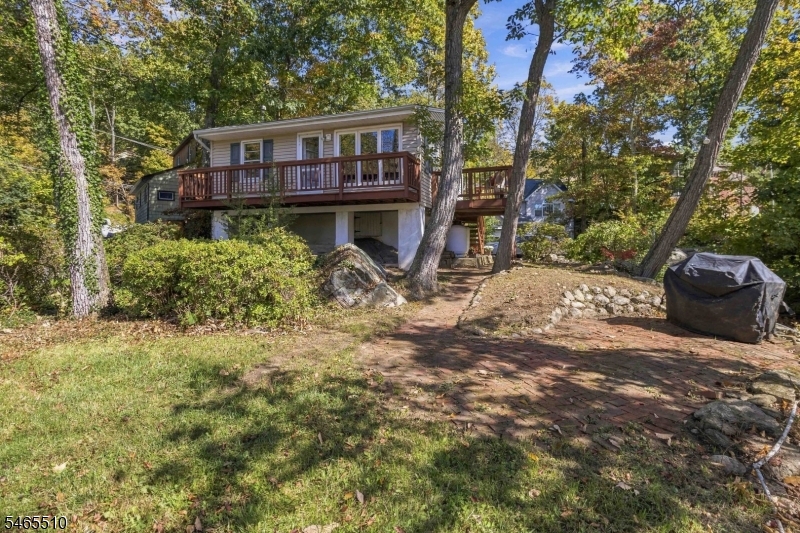 12 Knollwood Place Hopatcong NJ 07821