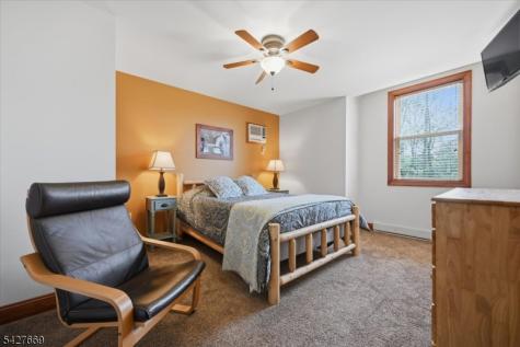 12 Lupine Pennsylvania NJ 18624