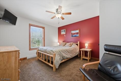 12 Lupine Pennsylvania NJ 18624