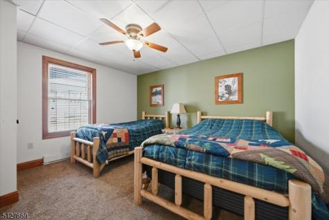 12 Lupine Pennsylvania NJ 18624