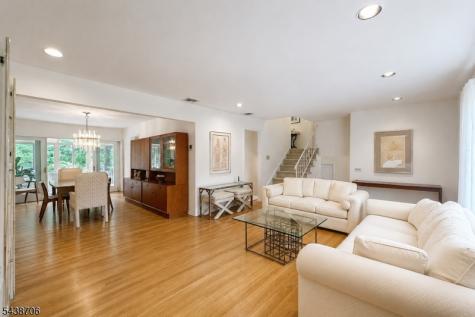 7 Southwood Drive Parsippany-troy Hills NJ 07950