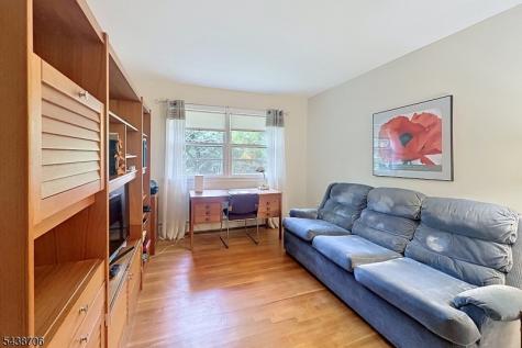 7 Southwood Drive Parsippany-troy Hills NJ 07950