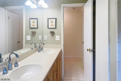 7 Southwood Drive Parsippany-troy Hills NJ 07950