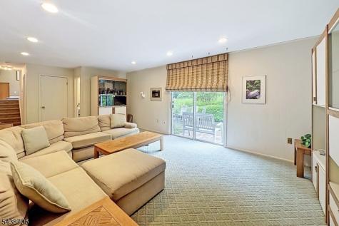 7 Southwood Drive Parsippany-troy Hills NJ 07950