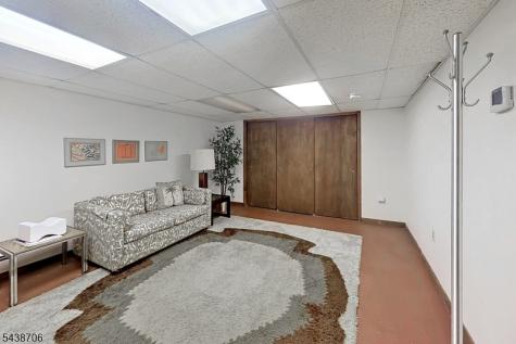 7 Southwood Drive Parsippany-troy Hills NJ 07950
