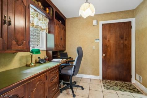 107 Arverne Road West Orange NJ 07052