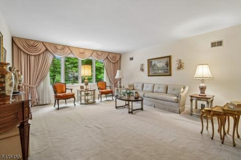 107 Arverne Road West Orange NJ 07052
