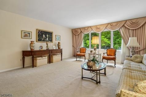 107 Arverne Road West Orange NJ 07052