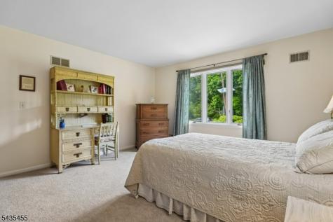 107 Arverne Road West Orange NJ 07052