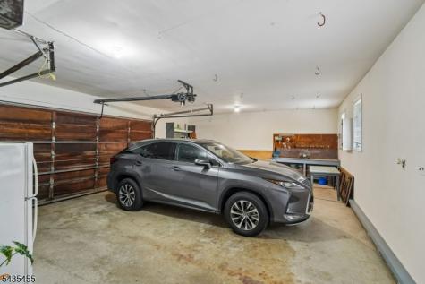 107 Arverne Road West Orange NJ 07052