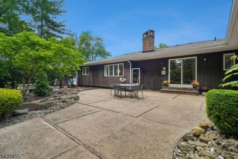 107 Arverne Road West Orange NJ 07052
