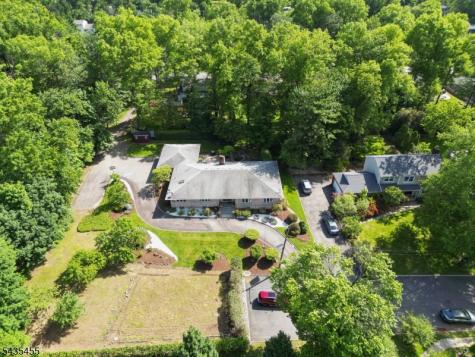 107 Arverne Road West Orange NJ 07052