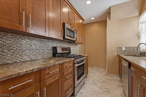 136 Cedar Street Cliffside Park NJ 07010