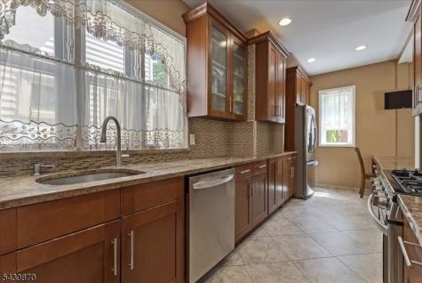 136 Cedar Street Cliffside Park NJ 07010