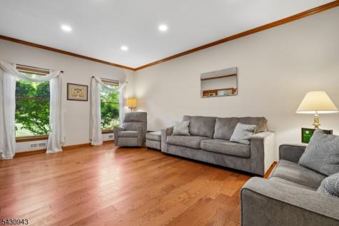 31 Copper Penny Road Raritan NJ 08822