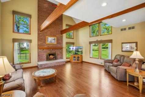 31 Copper Penny Road Raritan NJ 08822
