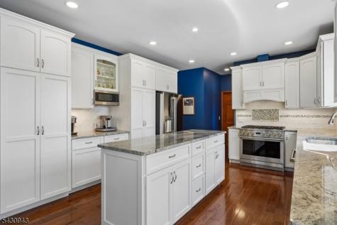 31 Copper Penny Road Raritan NJ 08822