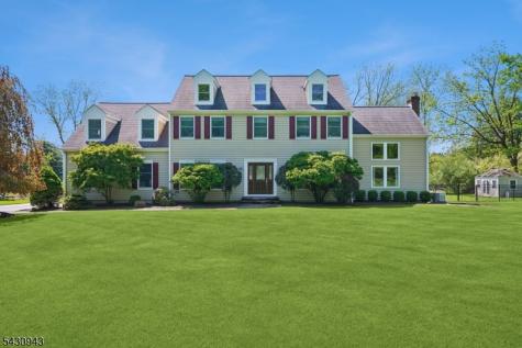 31 Copper Penny Road Raritan NJ 08822