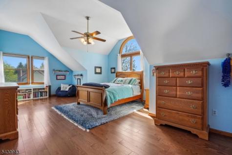 31 Copper Penny Road Raritan NJ 08822