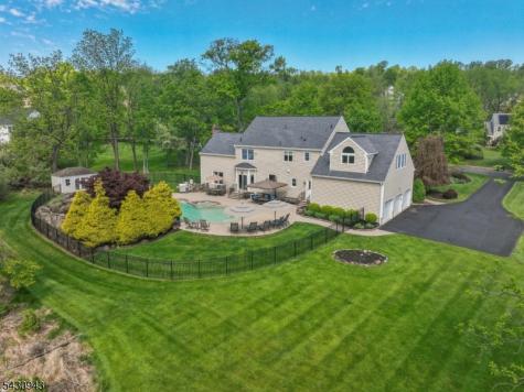 31 Copper Penny Road Raritan NJ 08822