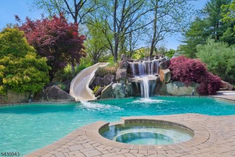 31 Copper Penny Road Raritan NJ 08822