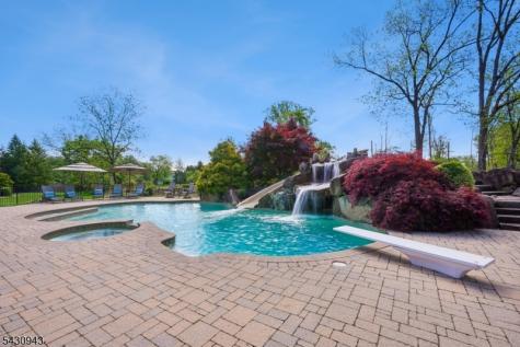 31 Copper Penny Road Raritan NJ 08822