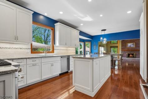 31 Copper Penny Road Raritan NJ 08822