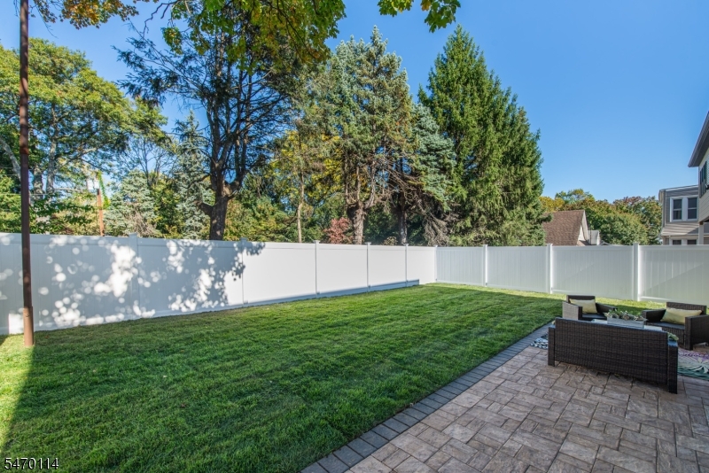 90 Grant Avenue Nutley NJ 07110