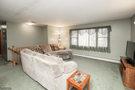 4 Broadway Hopatcong NJ 07843