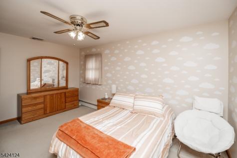 4 Broadway Hopatcong NJ 07843